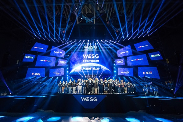 他的每一个 他的每一个