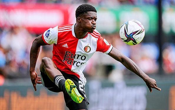 控球接近五 控球接近五