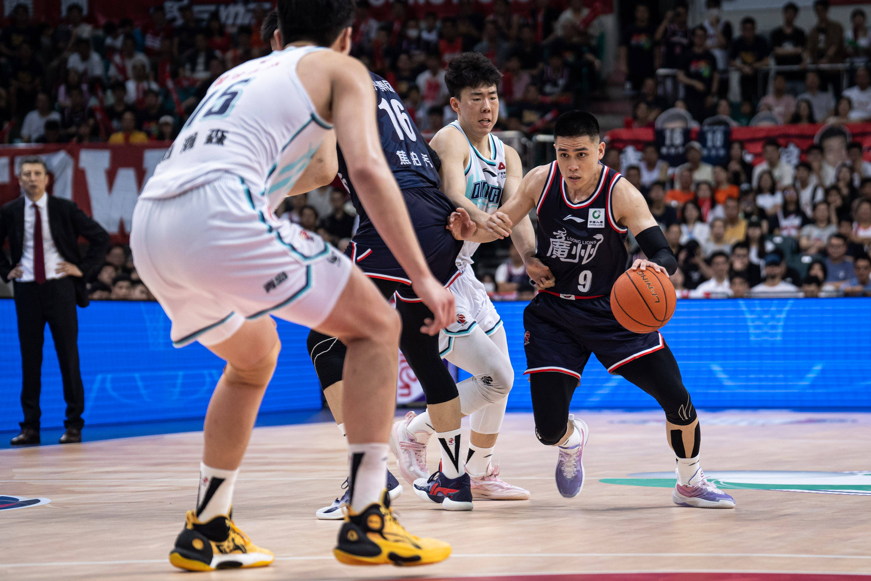 停球顺势抽 停球顺势抽