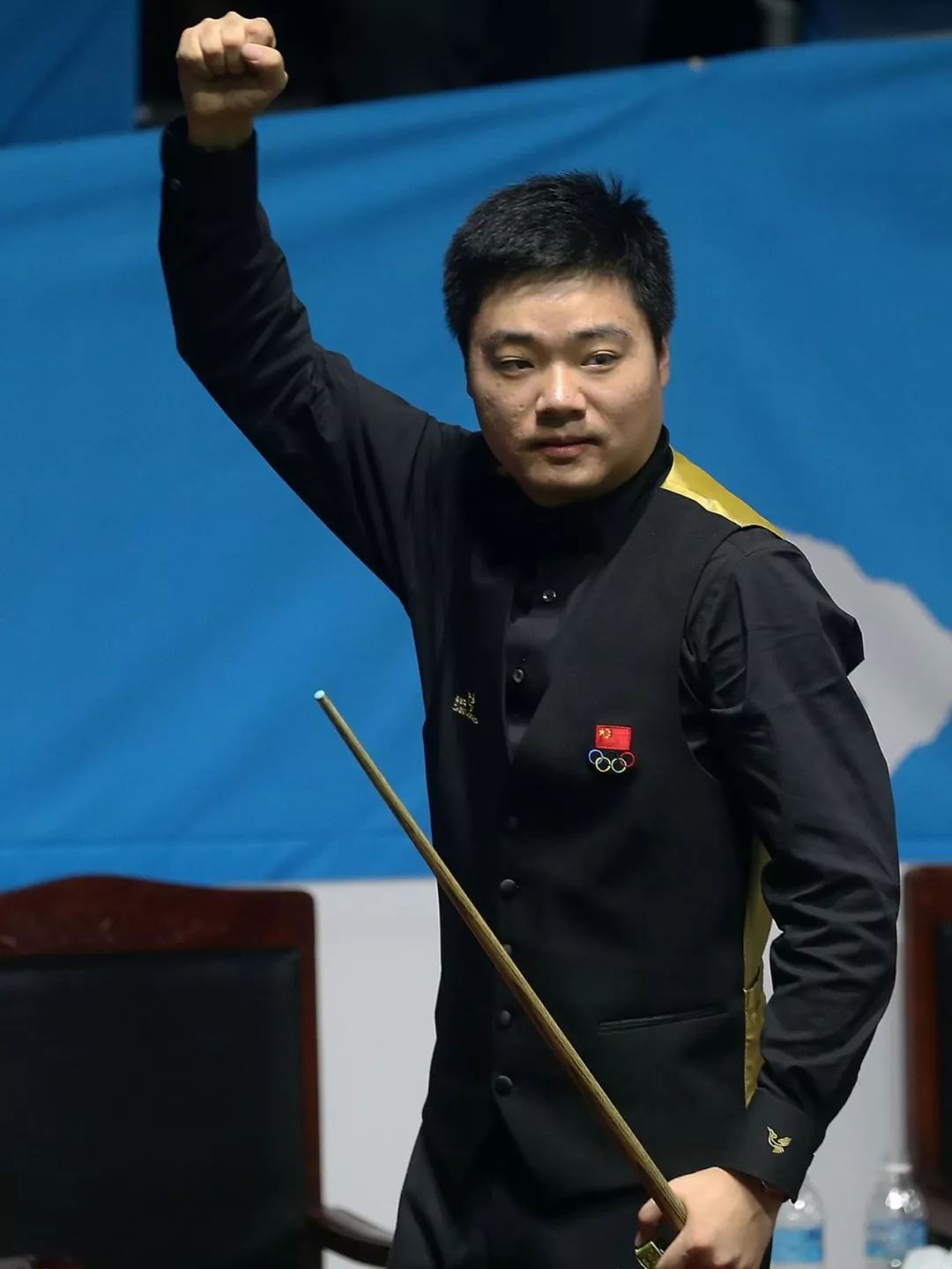 让他在任何 让他在任何